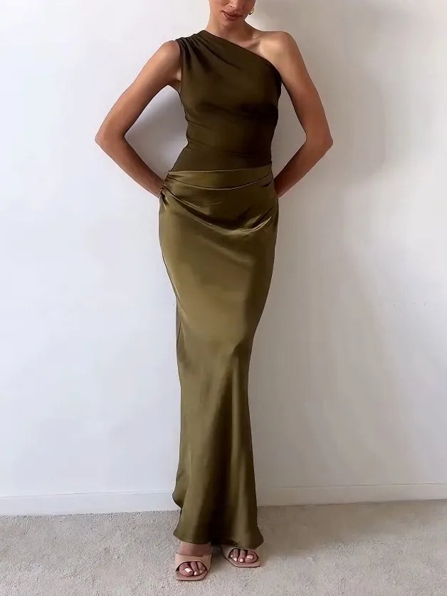 Elegancka Sukienka Maxi na Jedno Ramię z Faltami