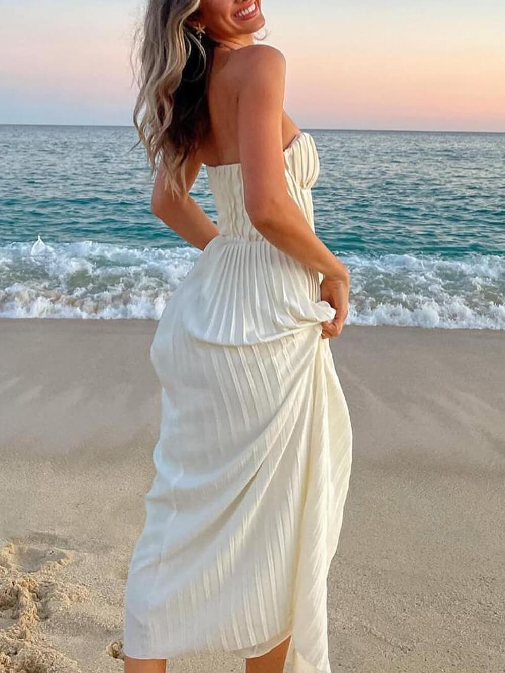 Elegancka, plisowana, bezramienna maxi sukienka