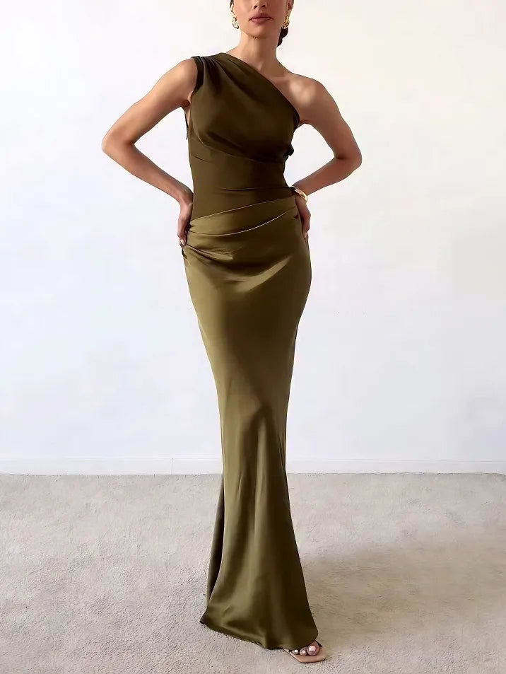 Elegancka Sukienka Maxi na Jedno Ramię z Faltami