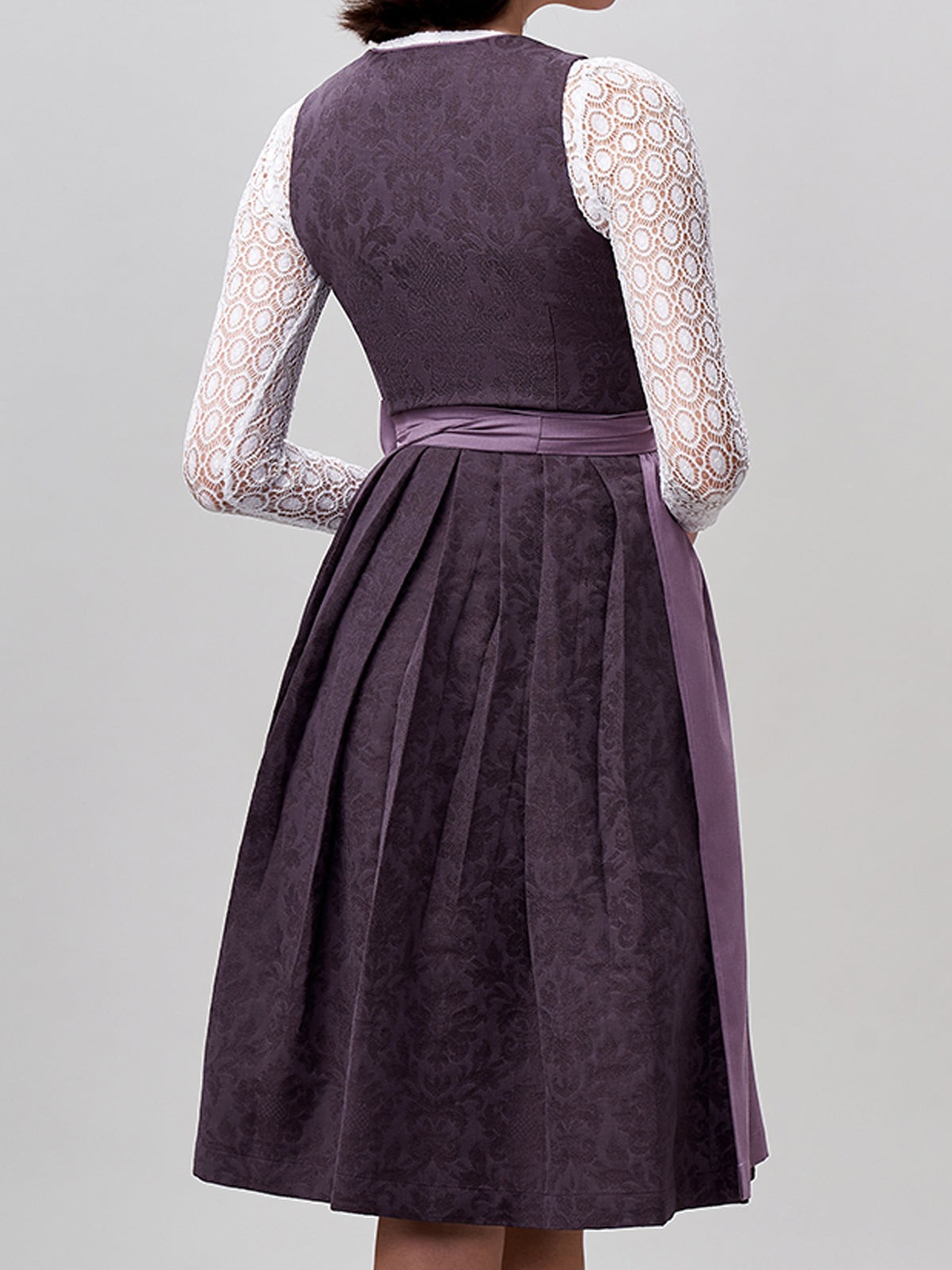 DIRNDL | AKELA