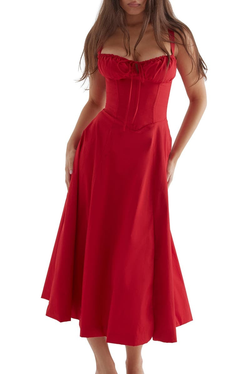 Kwiatowa sukienka bustier z formowaniem w talii